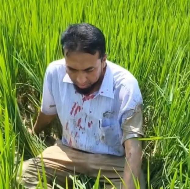 “মব সন্ত্রাসের শিকার সাংবাদিক আহাদ”
