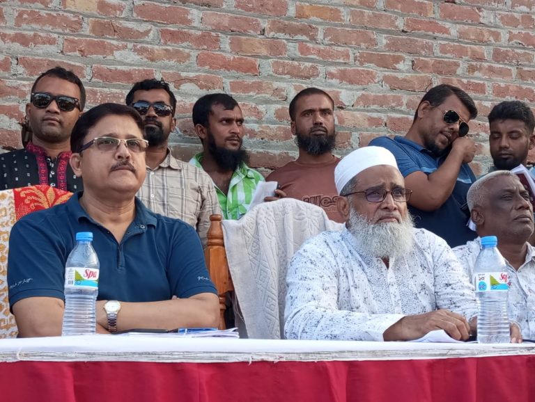 মাগুরায় ঐক্যের প্রদর্শনী: এক মঞ্চে আহবায়ক ও সদস্য সচিব, উজ্জীবিত জেলা বিএনপি