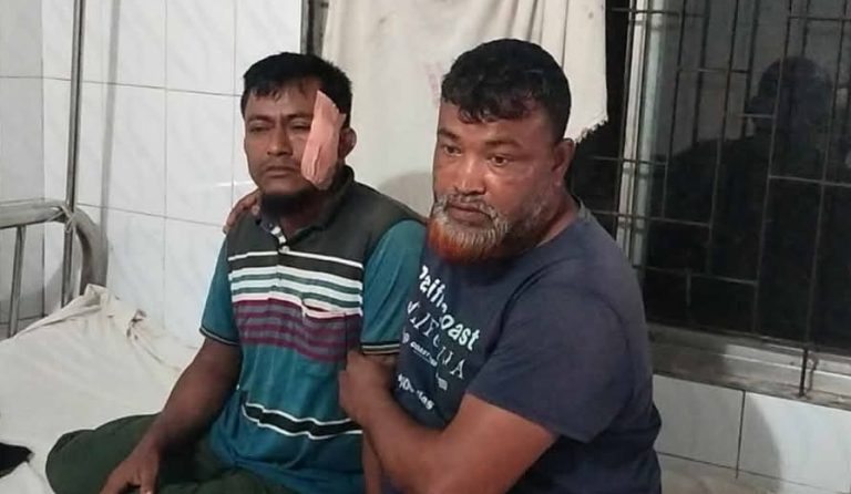 মেঘনা নদীতে মা ইলিশ রক্ষা অভিযানে জেলেদের হামলা, আহত ১০ – আটক ২৭